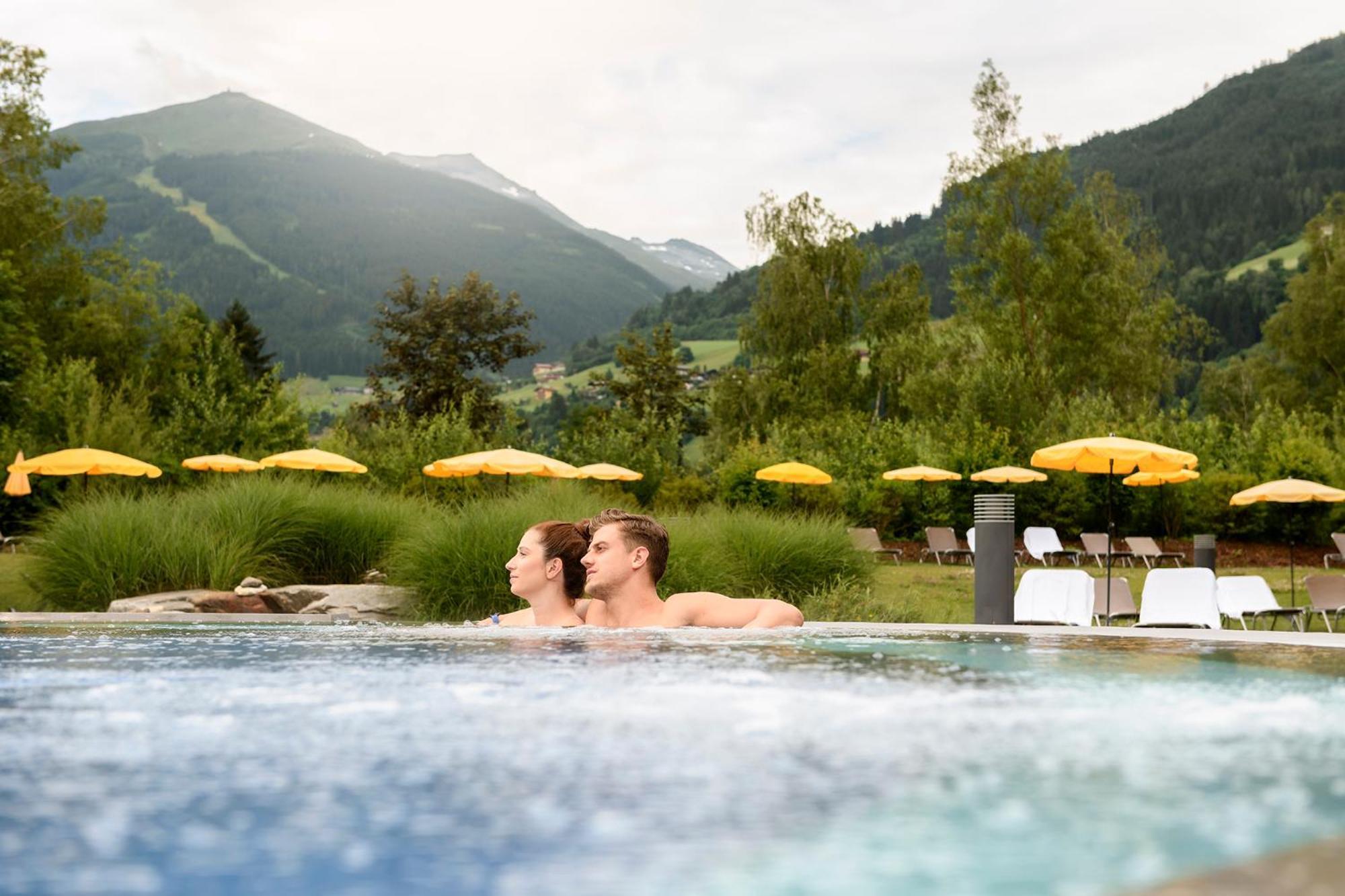 Aktiv- & Gesundheitsresort Das Gxund - Thermeneintritt Inklusive Bad Hofgastein Εξωτερικό φωτογραφία
